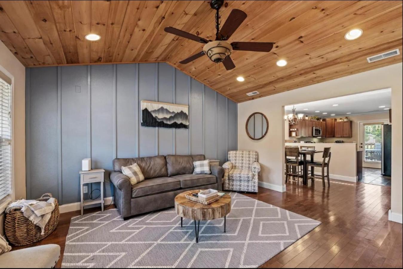 Creekside Cottage*Hot Tub*Entire Home-Pigeon Forge Exterior foto